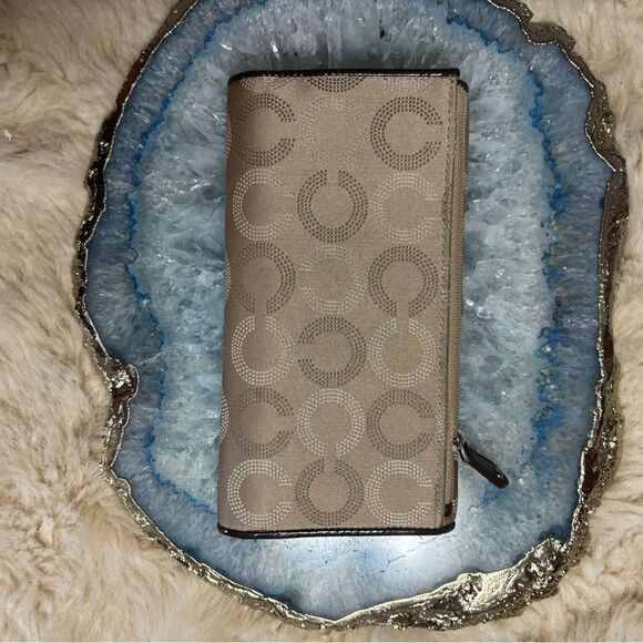 Coach Beige and Dark Brown Signature Wallet - Picture 4 of 5
